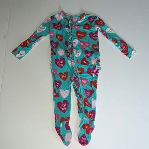 Posh Peanut Valerie Conversation Hearts Ruffle Zippered Footie - 3-6 months